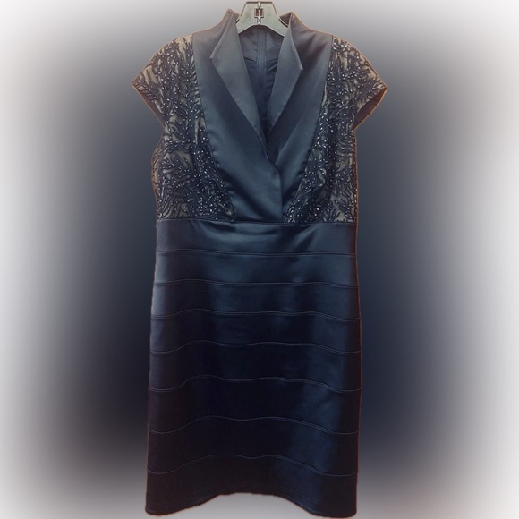 Tadashi Shoji Dresses & Skirts - NWT Tadashi Shoji sz 18Q women’s Navy formal beaded bodice dress Formal
